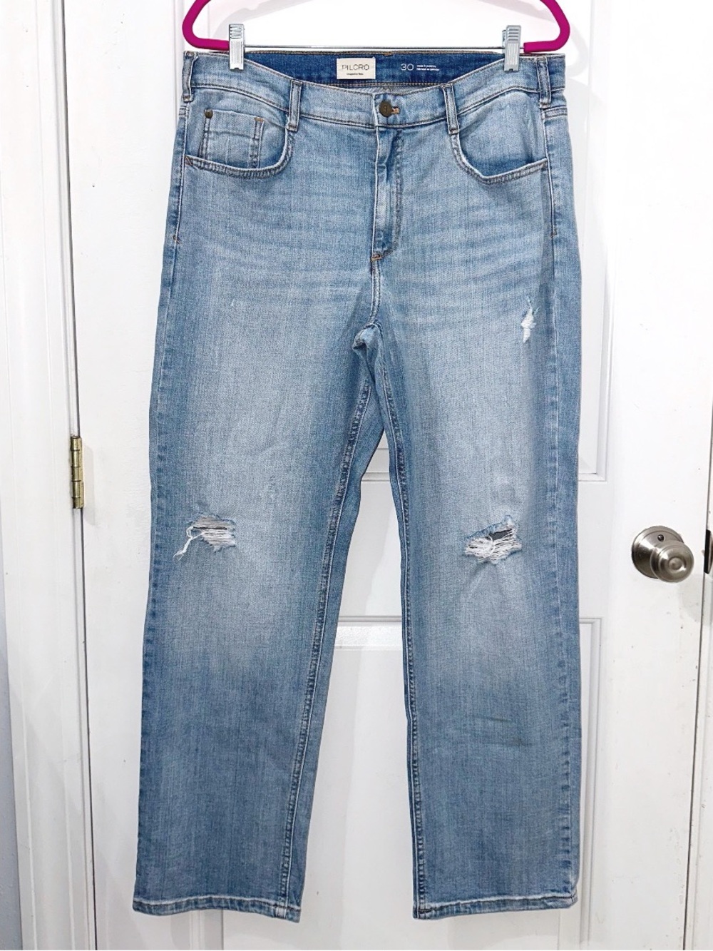 Pilcro Baggy Slim Boyfriend High-Rise Relaxed Jeans, size 30 - Picture 3 of 7